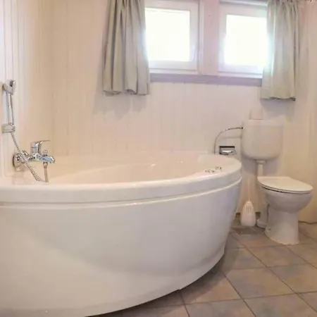 Ferienhaus Mit Sauna Im Mirow *